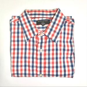 Banana Republic Men’s Red & Blue Check Dress Shirt